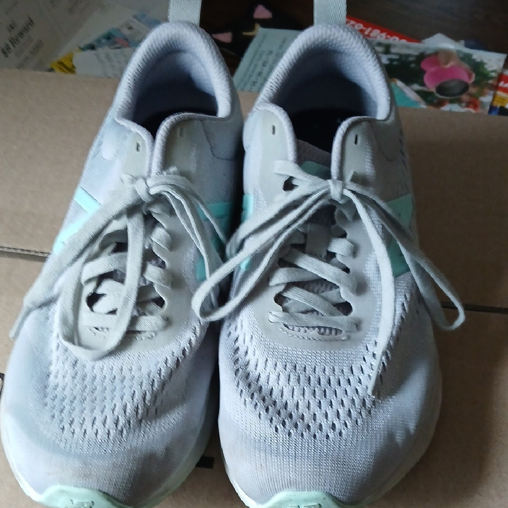 Women's Gray and Mint Athletic Shoes